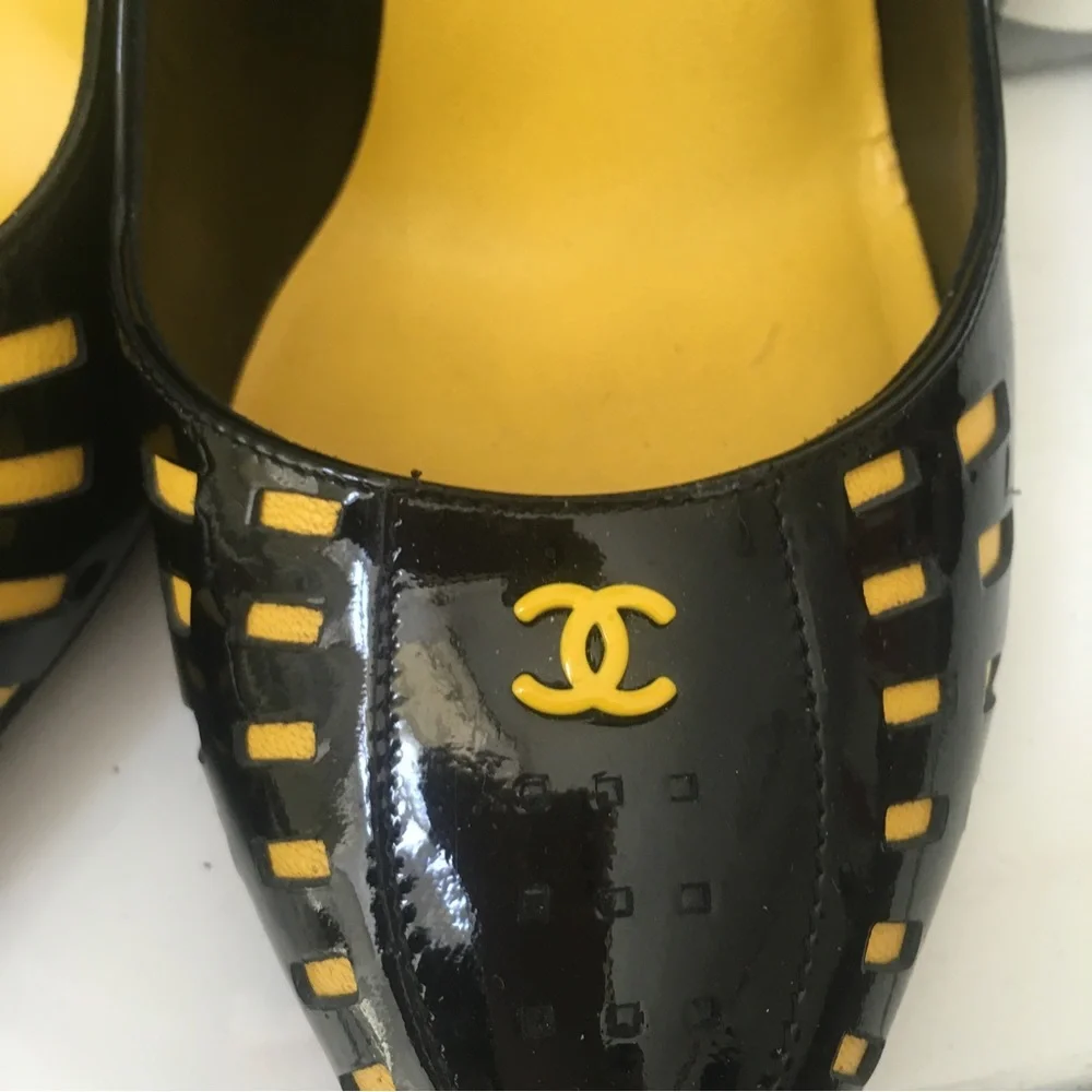 Chanel pumps - made famous by Lady Gaga - Picture 7 of 9